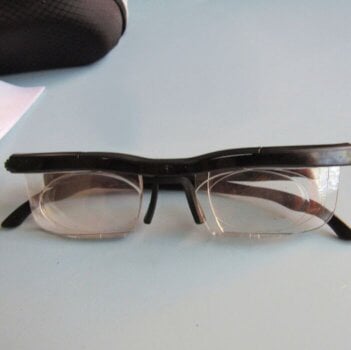 NexOptrics Adjustable Glasses user Merry S.